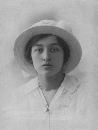 beatrice wright 1910