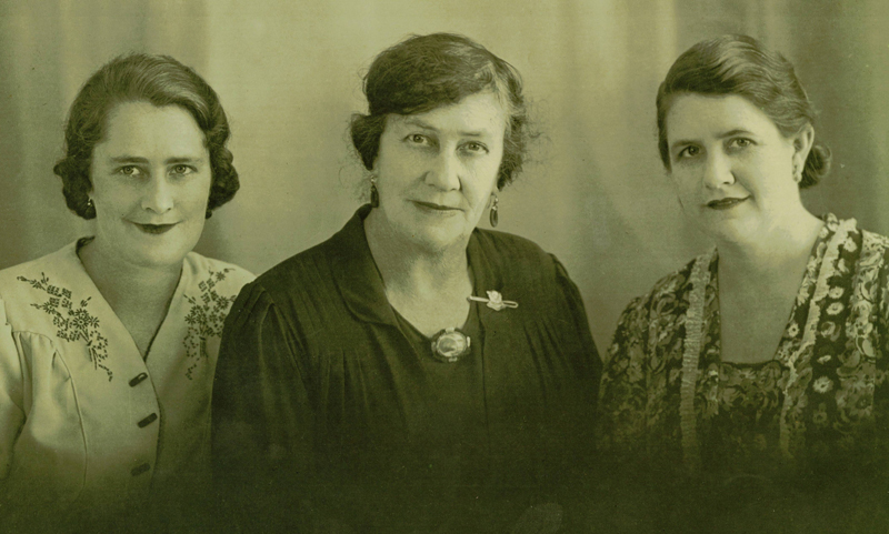 ruth davies and daughters